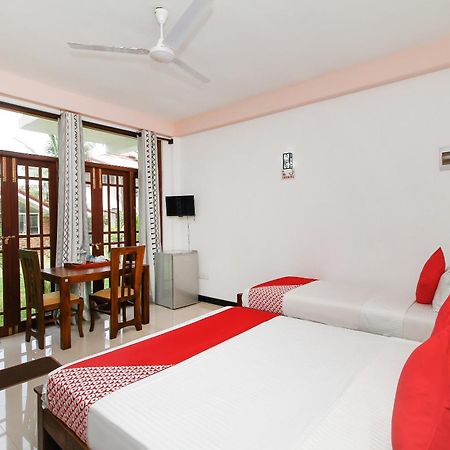 Lioni Holidays Villa Negombo Room photo