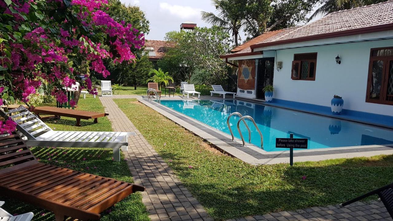 Lioni Holidays Villa Negombo Exterior photo